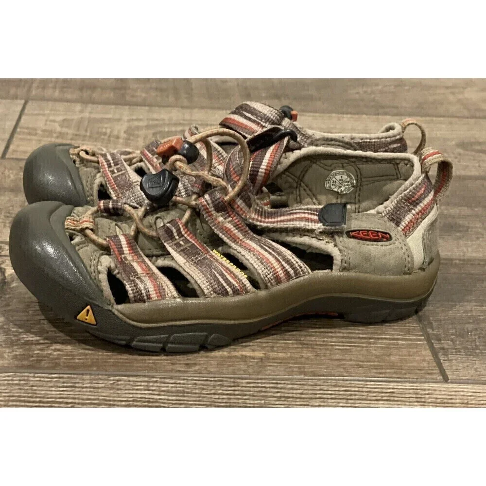 Keen Newport H2 Kids Size 1 Kids Trail Hiking Water Sport Sandals Brown Shoes